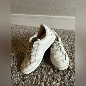 Vintage Havana Serenity Pure White sneakers size 5.5